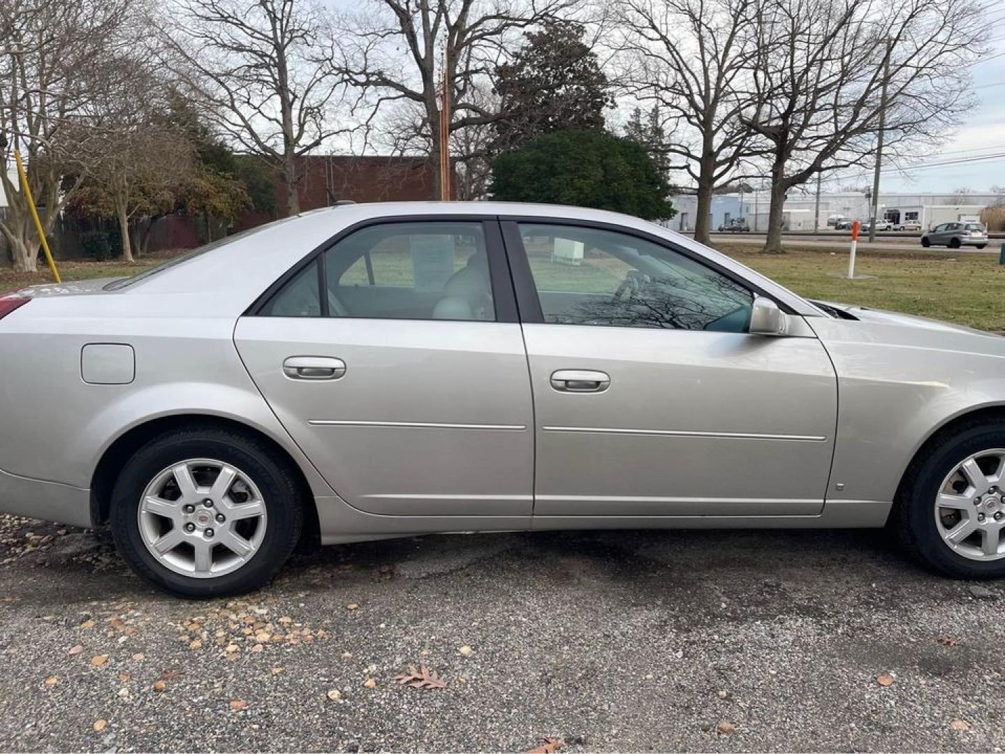 2007 Silver /Gray Cadillac CTS (1G6DM57T170) with an 2.8 V6 engine, Auto transmission, located at 5700 Curlew Drive, Norfolk, VA, 23502, (757) 455-6330, 36.841885, -76.209412 - Photo#6